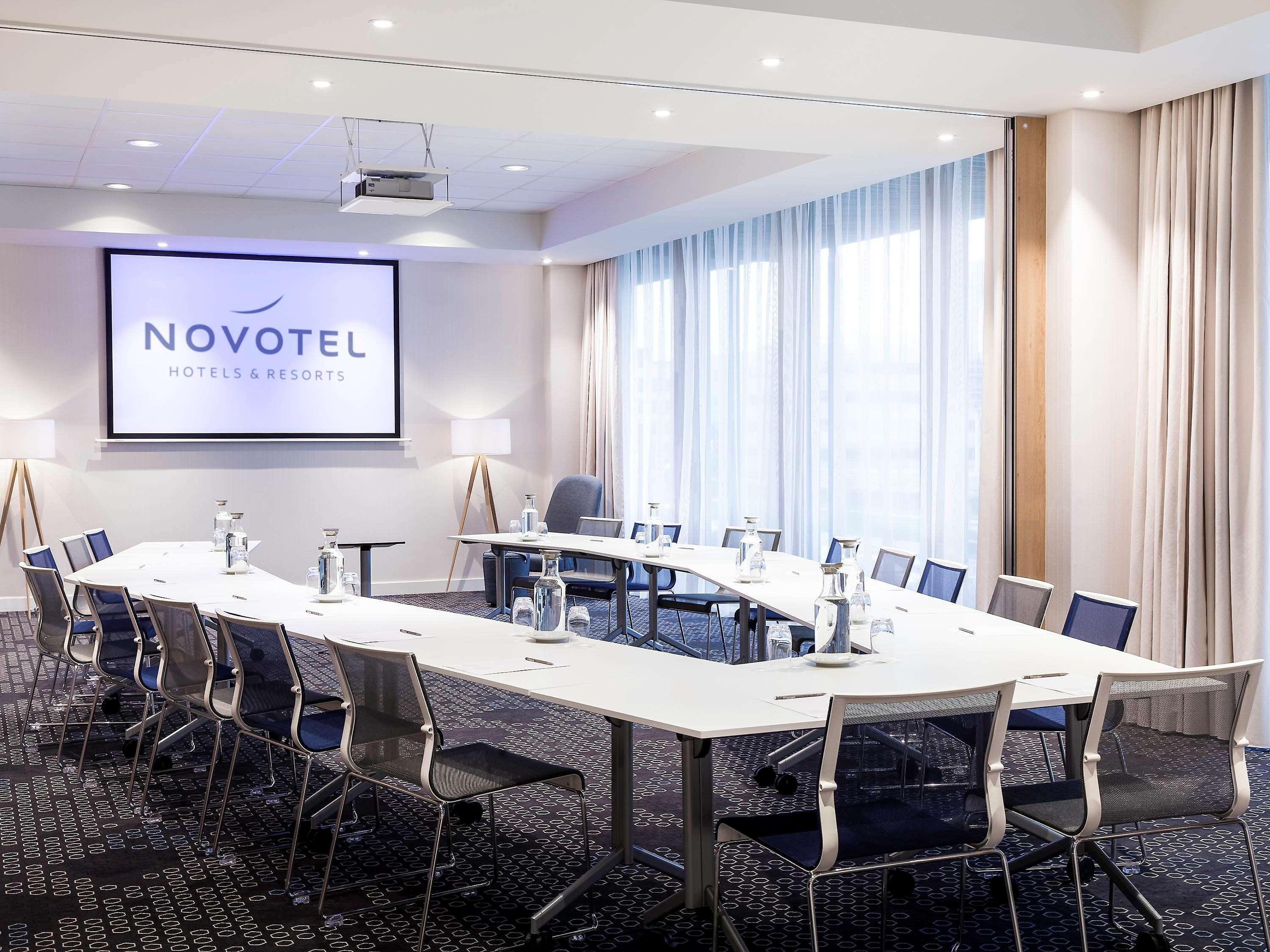 Hotel Novotel Amsterdam Schiphol Airport 4*